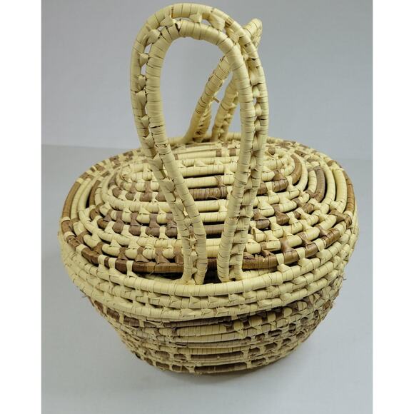 Wrapped Straw Basket Coiled Large Lid Handles Approx 11” X 11” Boho - Picture 1 of 8